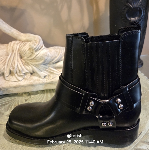 Marc Fisher Mizzi Moto Boots Harness Designer Leather Celebrity #42 - Picture 6 of 13